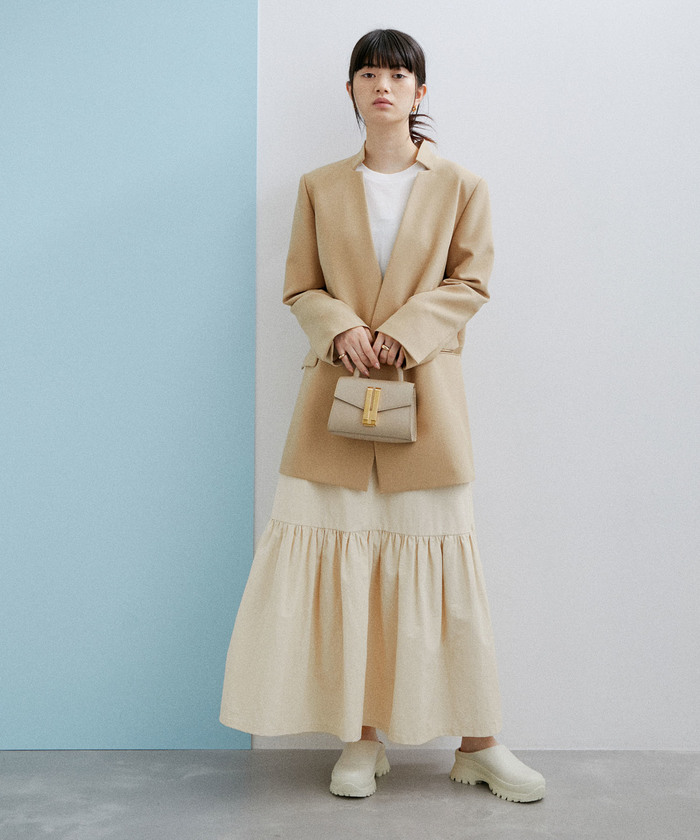 4-21【未使用】アダムエロペ ノーカラージャケット定価21450円