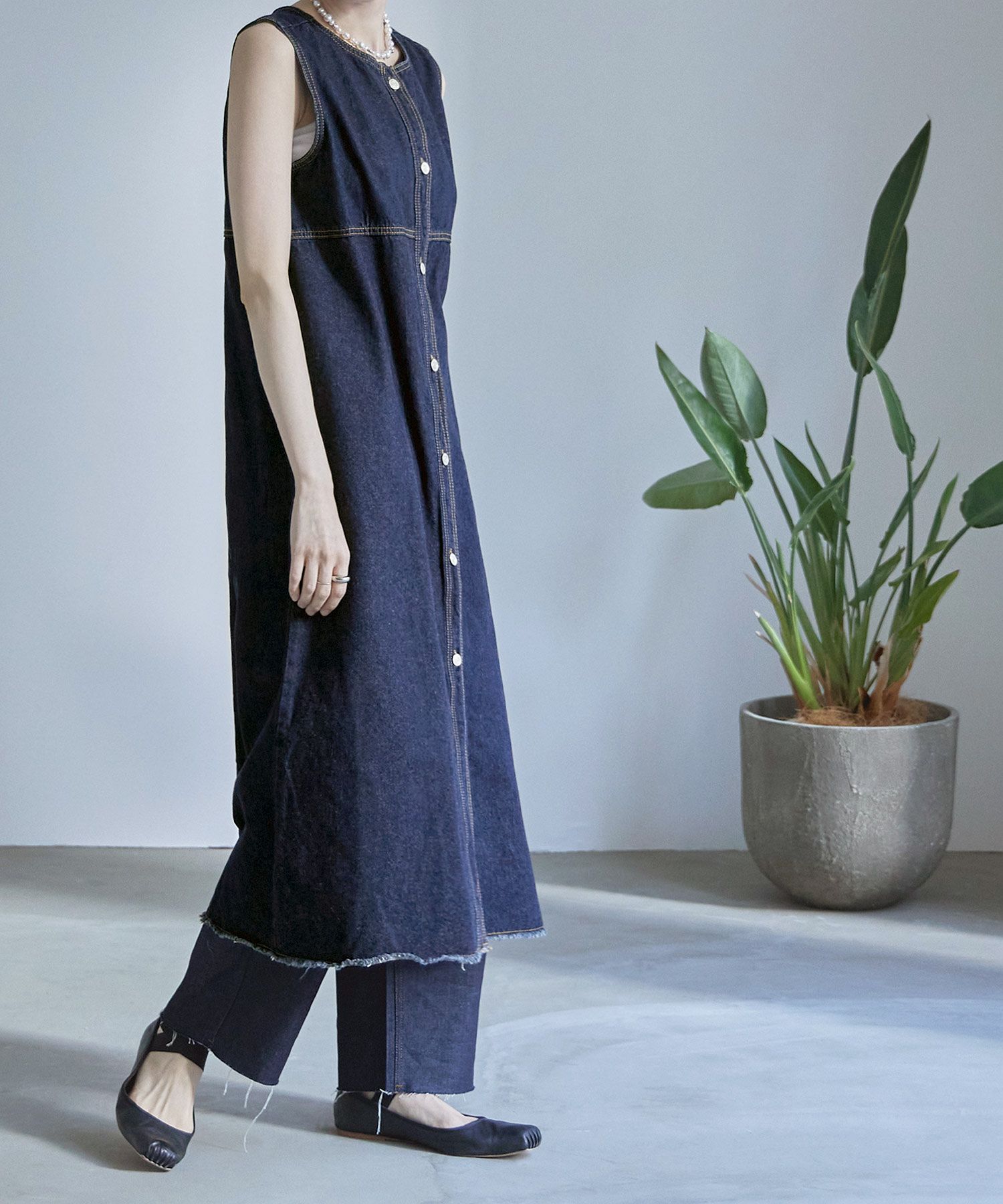 ★SaturdayClub★ スリットヘム ノースリーブ デニムワンピース デニムノースリーブワンピース / GRACE CONTINENTAL | GRACE
