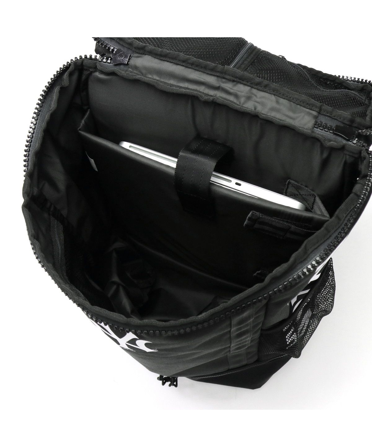ニューエラ NEW ERAリュック 32L ブラック 美品 NEW ERA 最大41% 8/5限定 ニューエラ リュック 通学 32L 男子