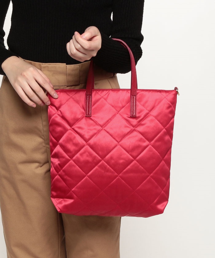 セール 41%OFF】キルティングスリム2WAYトートバッグ【THE