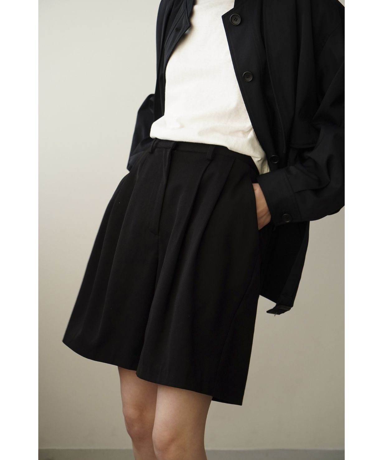 【はこぽす対応商品】 セール 30%OFF】TWO TUCK HALF PANTS(505181956) | クラネ(CLANE パンツ