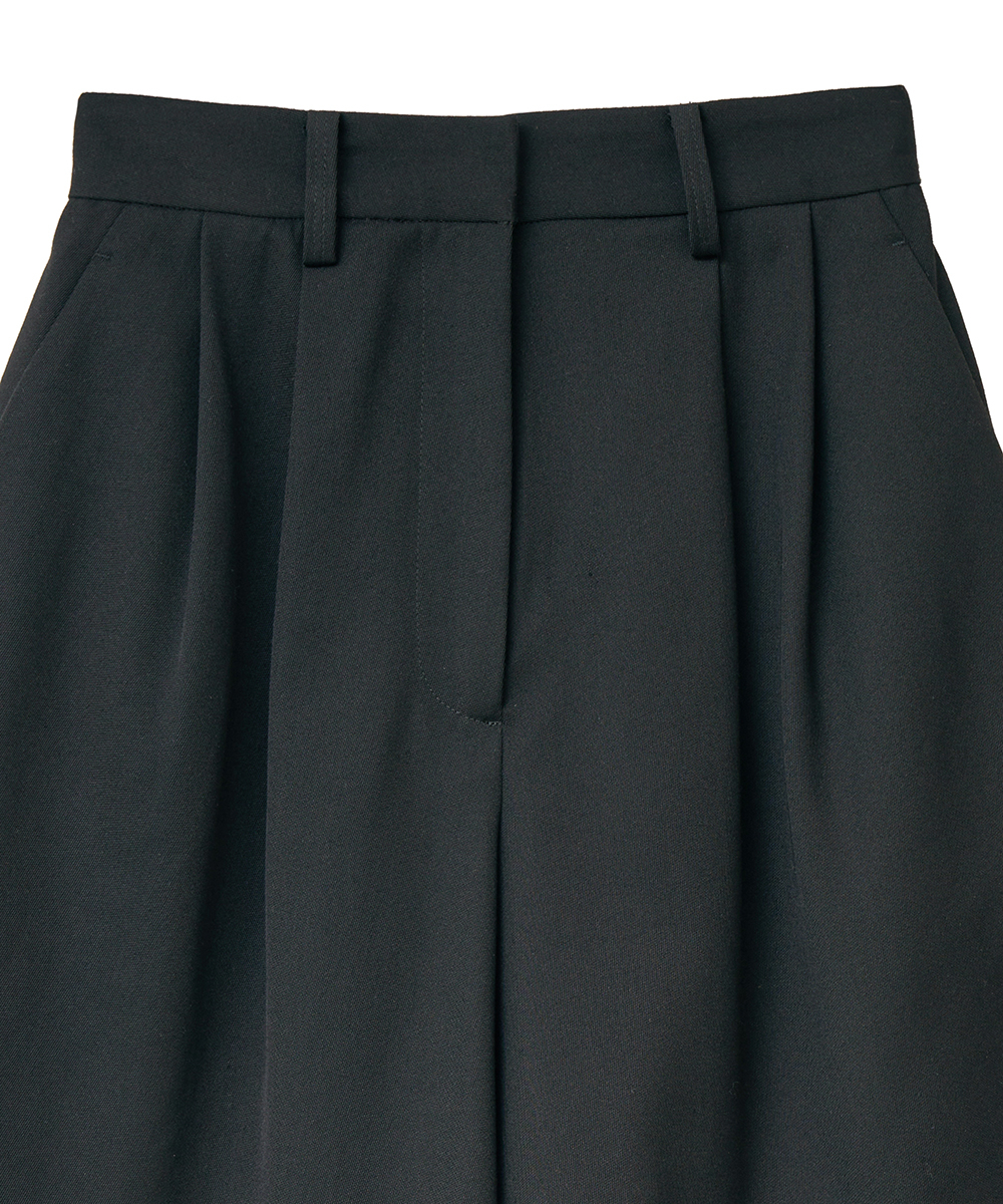 セール 30%OFF】TWO TUCK HALF PANTS(505181956) | クラネ(CLANE セール 30%OFF】TWO TUCK HALF PANTS(505181956) | クラネ(CLANE