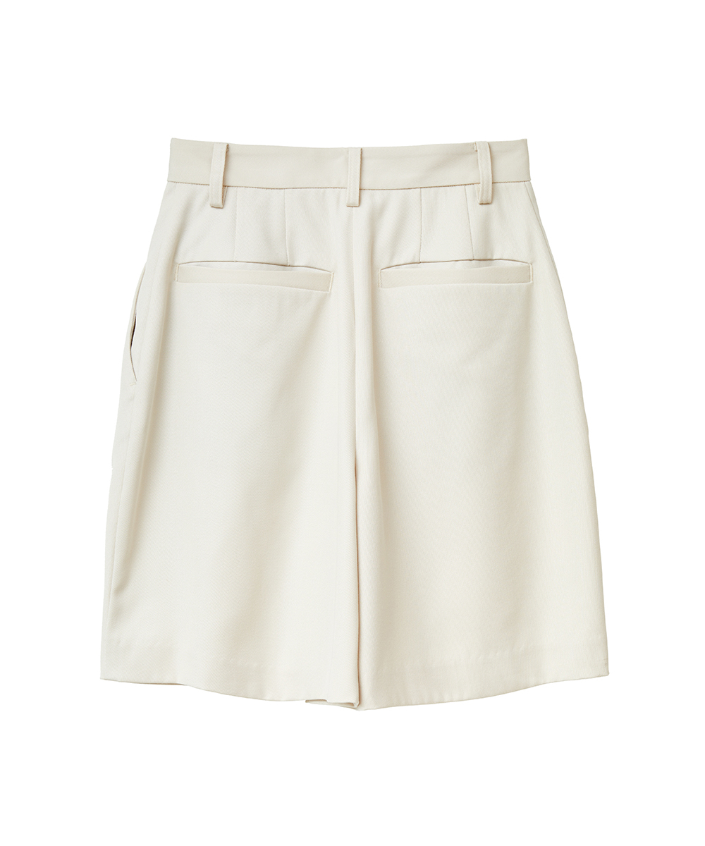 セール 30%OFF】TWO TUCK HALF PANTS(505181956) | クラネ(CLANE