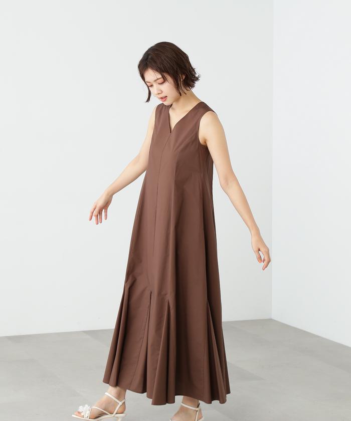セール 50%OFF】カラーマキシワンピース WEB限定カラー：ブルー