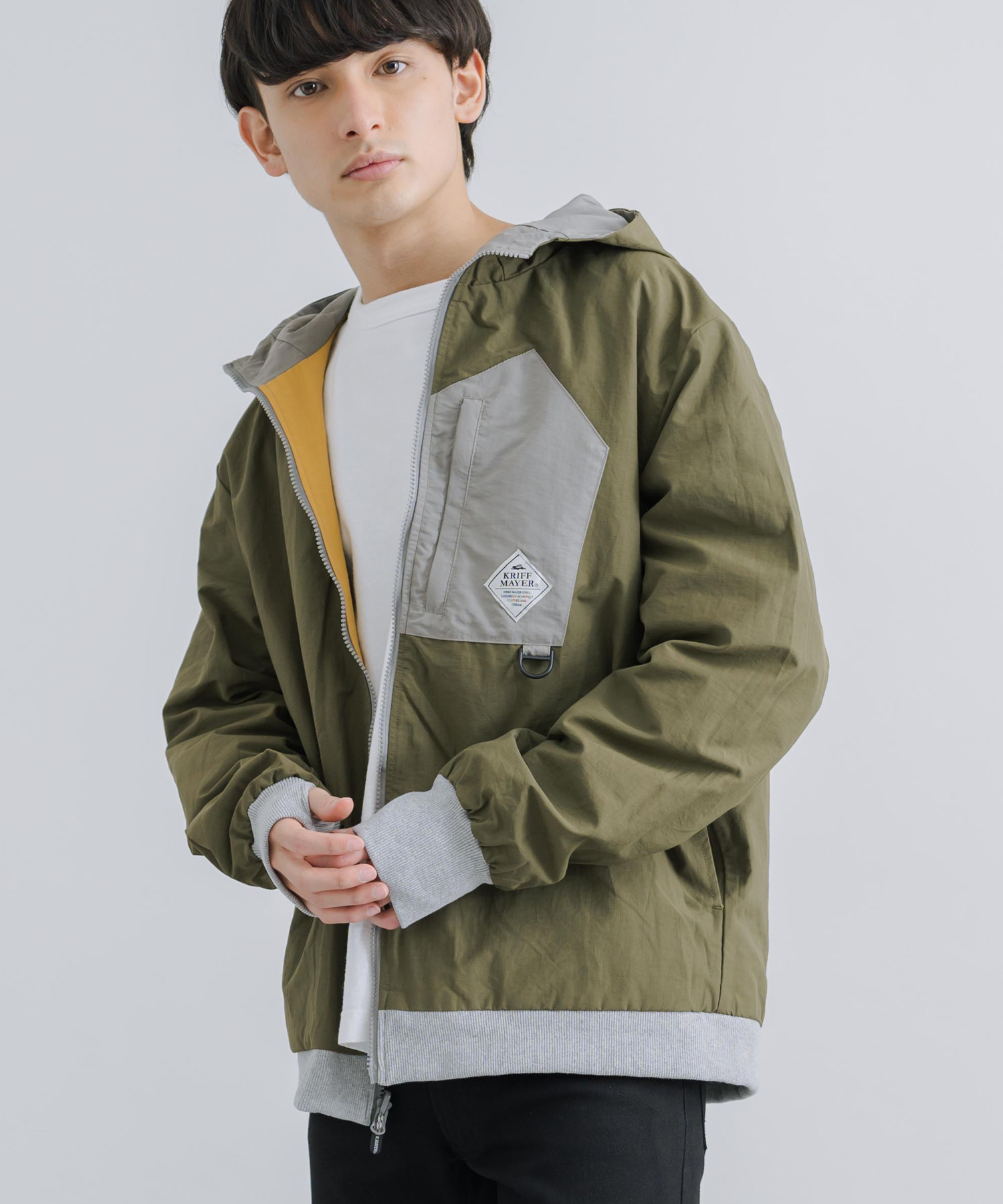 Barbour Beacon ラージ ロゴ T シャツ、ベージュ トップス メンズ 男性