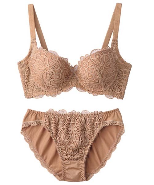 ユナウ YU'NOW レーシー脇高スッキリブラジャー＆ショーツ【返品