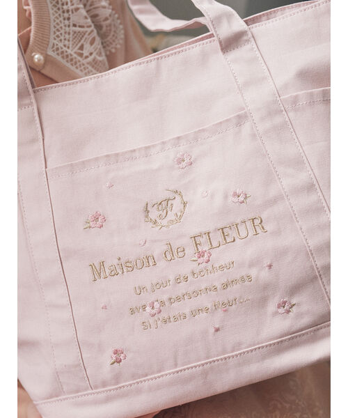 sakura刺繍Mトートバッグ(505208280) | メゾンドフルール(Maison sakura刺繍Mトートバッグ(505208280) | メゾンドフルール(Maison