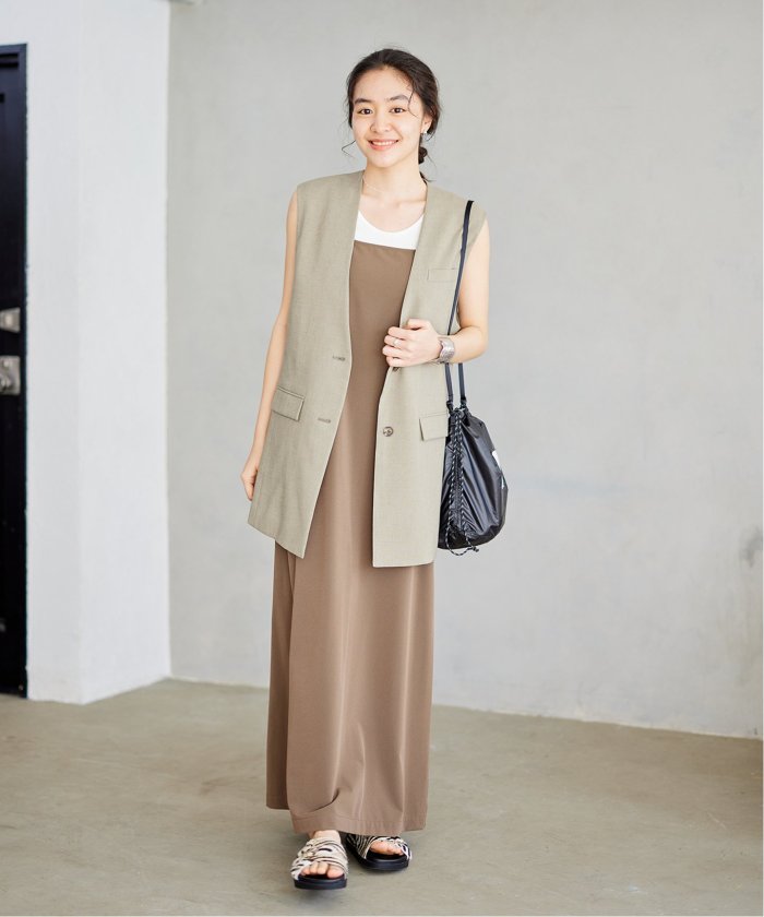 セール 30%OFF】アクティブストレッチスリムキャミワンピース