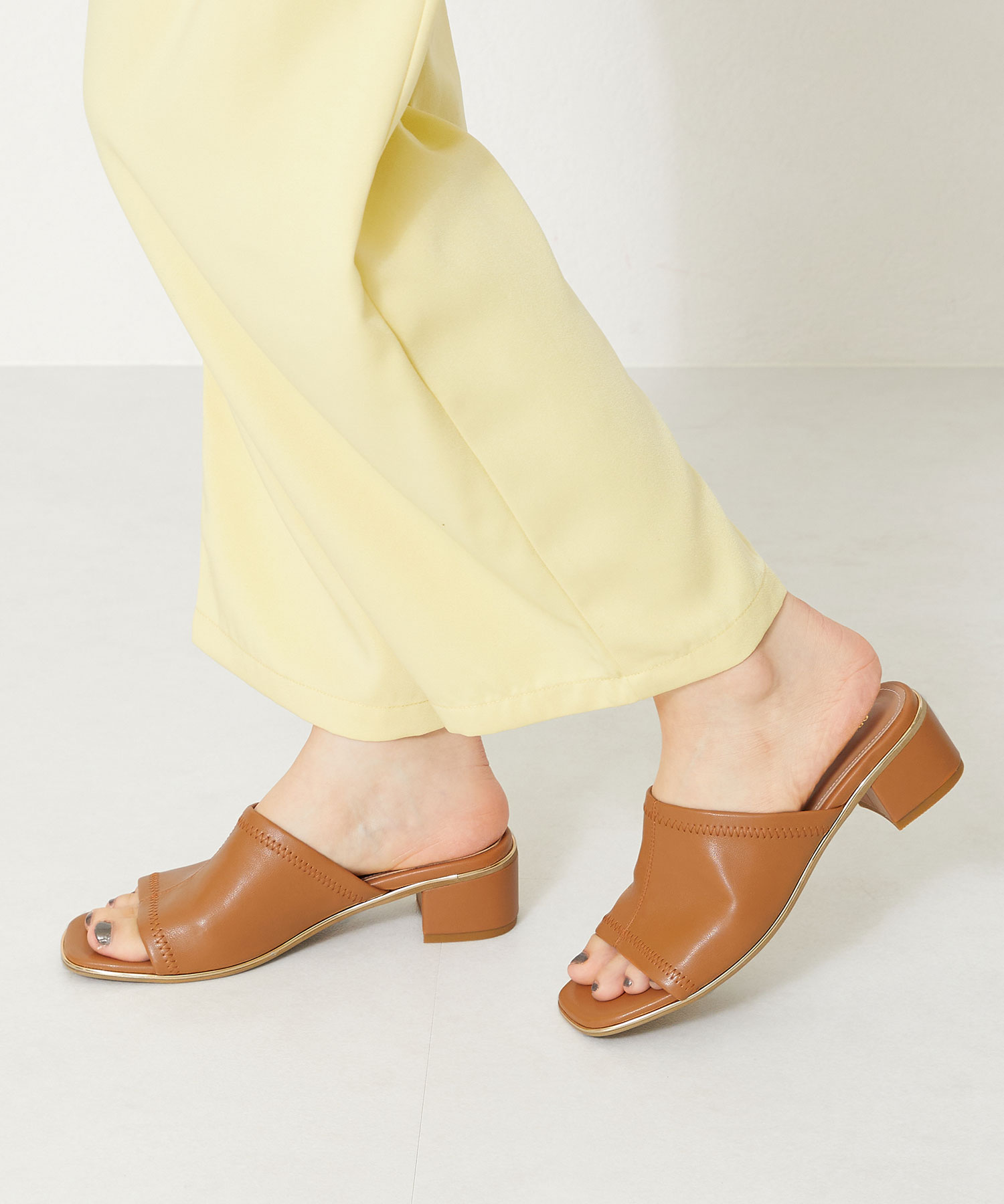 サンダル・ミュール MEWS MULES wee9s サンダル metallic cone mule / メタリックコーンミュール