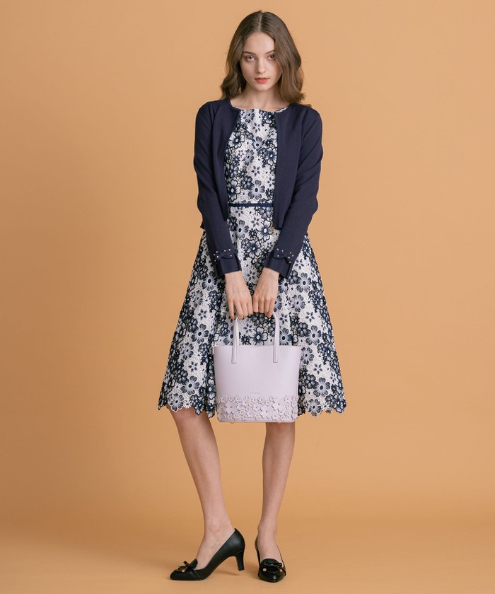 TOCCA ＧＡＲＤＥＮ　ＦＬＯＷＥＲ　ＬＥＡＴＨＥＲ　ＴＯＴＥ　レザートート 楽天市場】GARDEN FLOWER LEATHER TOTE