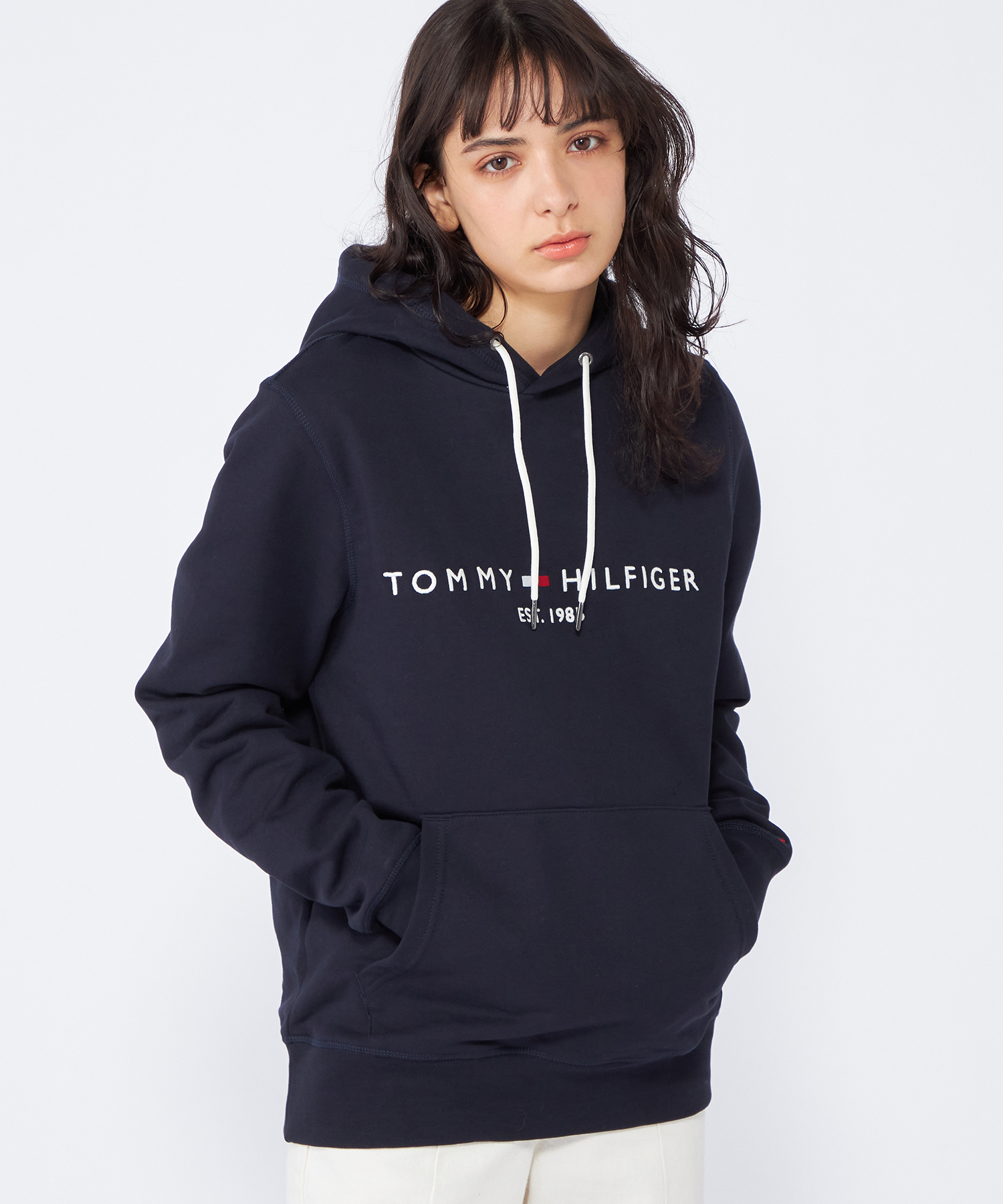 【オープニング 大放出セール】 トミー ヒルフィガー エンブロイドロゴパーカー HILFIGER TOMMY ジャケット・アウター