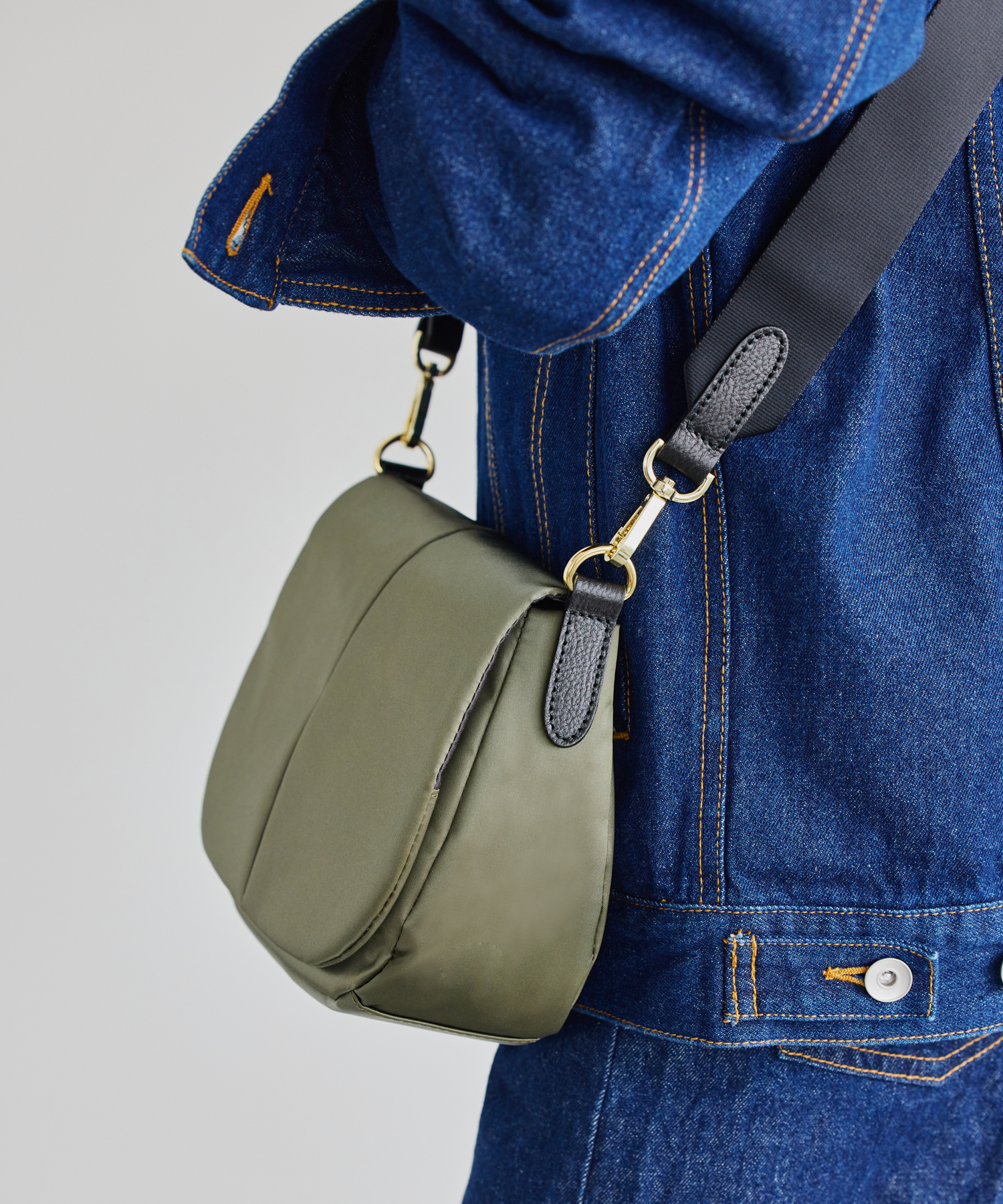 セール70%OFF】フラップショルダーバッグS【THE CLOUDS NYLON】(CE