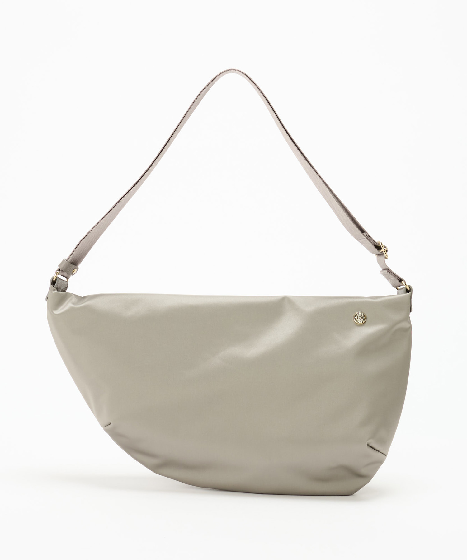 セール 30%OFF】アシンメトリーボディバッグ【THE CLOUDS NYLON