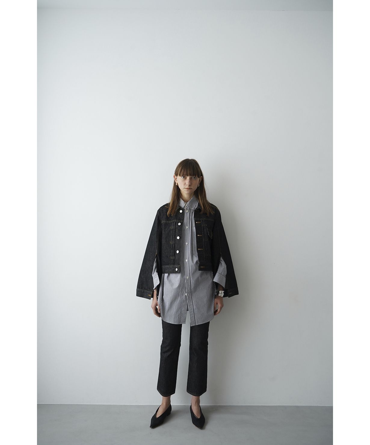 CLANE ベルスリーブ コンパクト デニム ジャケットLACK セール 50%OFF】BELL SLEEVE COMPACT JEAN JACKET(505230186