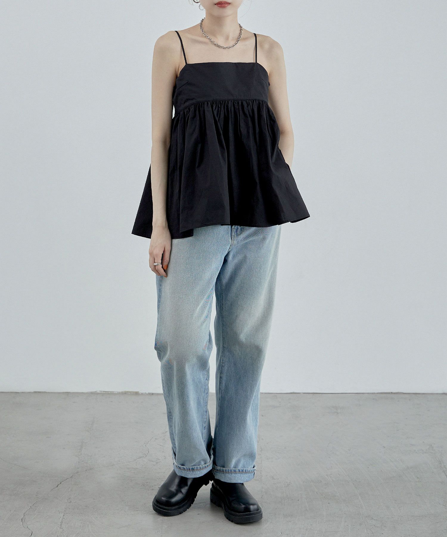 【新品】sheller♡ ノースリーブドットペプラムトップス sheller トップス【匿名配送】