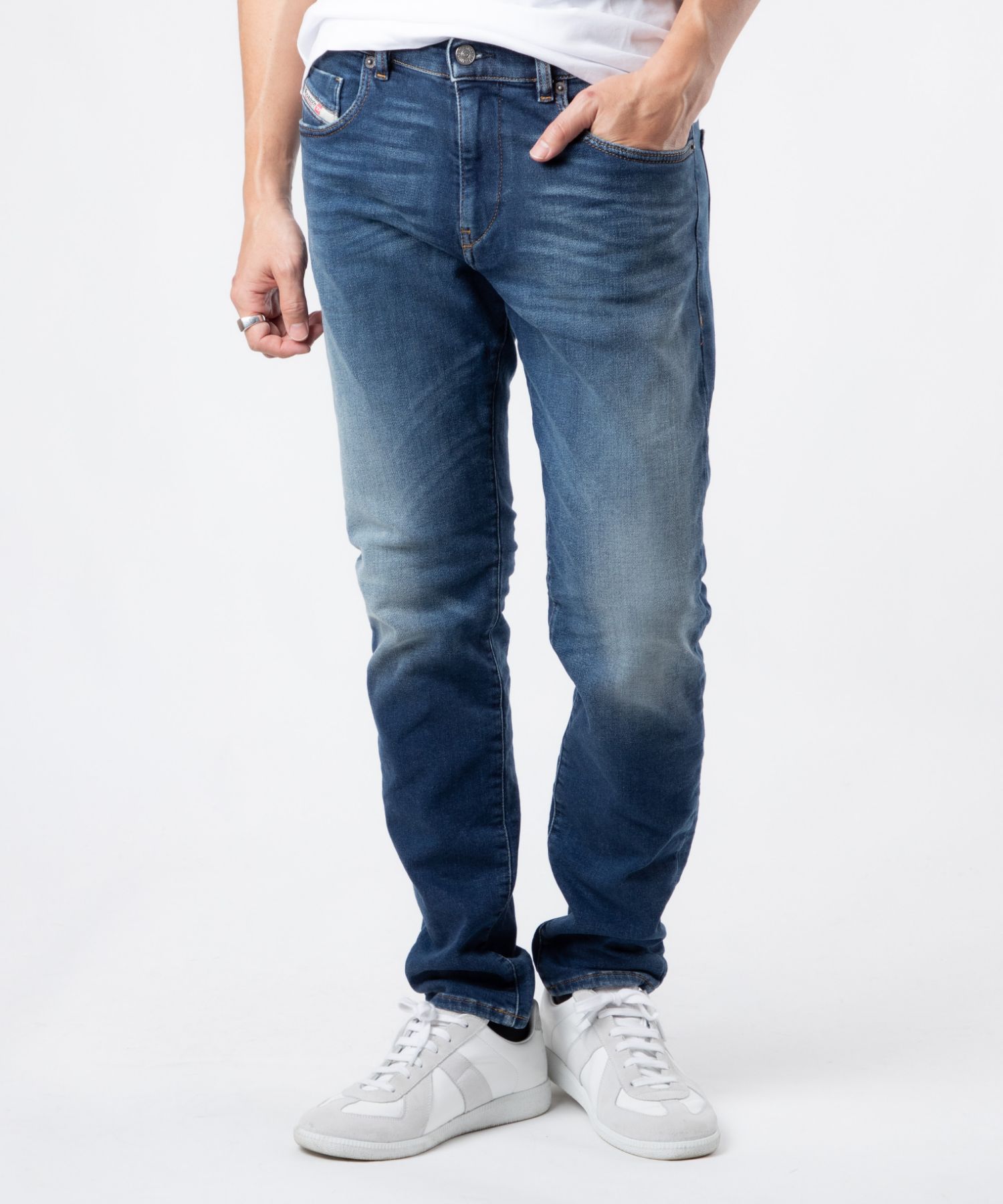 ディーゼル DIESEL ディーゼル DIESELジーンズ A05511 068AZ ディーゼル DIESEL ディーゼル DIESELジーンズ A05511 068AZ