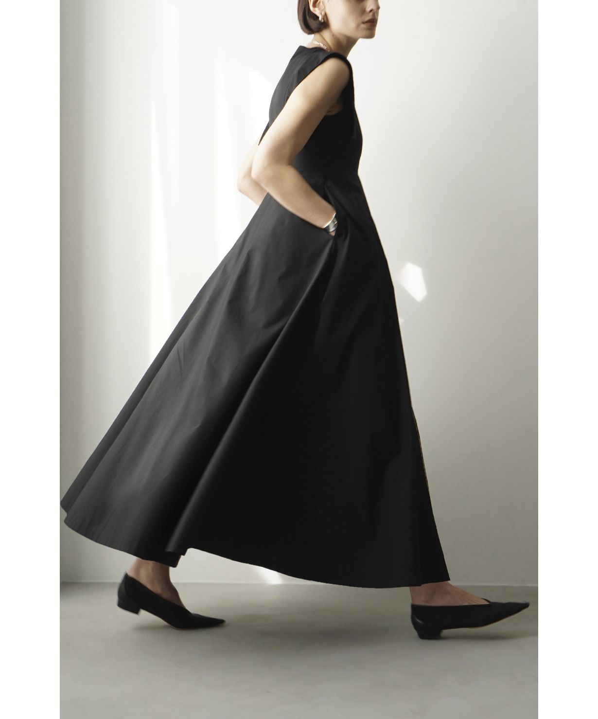 SQUARE SLEEVE ONE PIECE(505233398) | クラネ(CLANE) - d fashion
