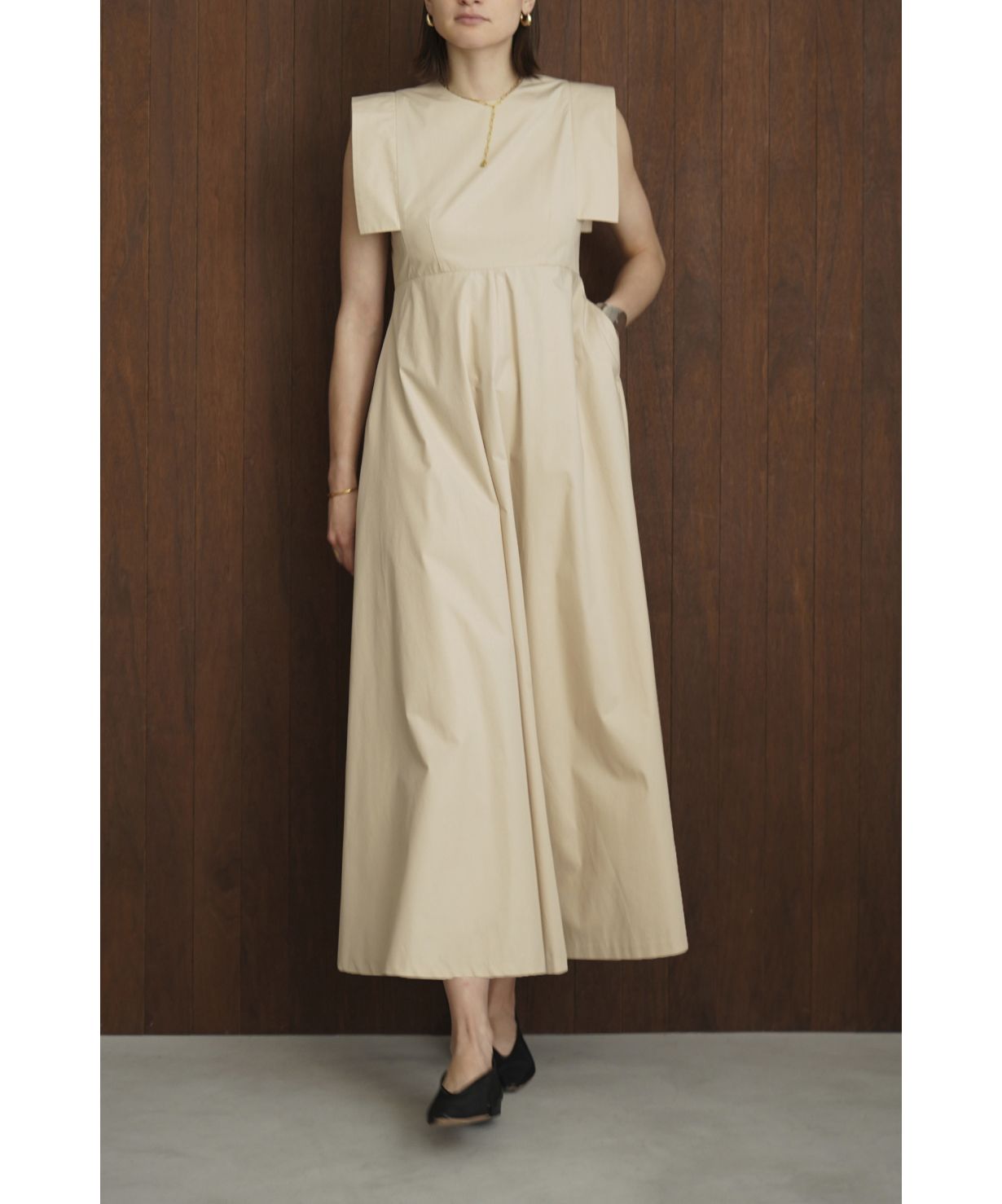 SQUARE SLEEVE ONE PIECE(505233398) | クラネ(CLANE) - d fashion