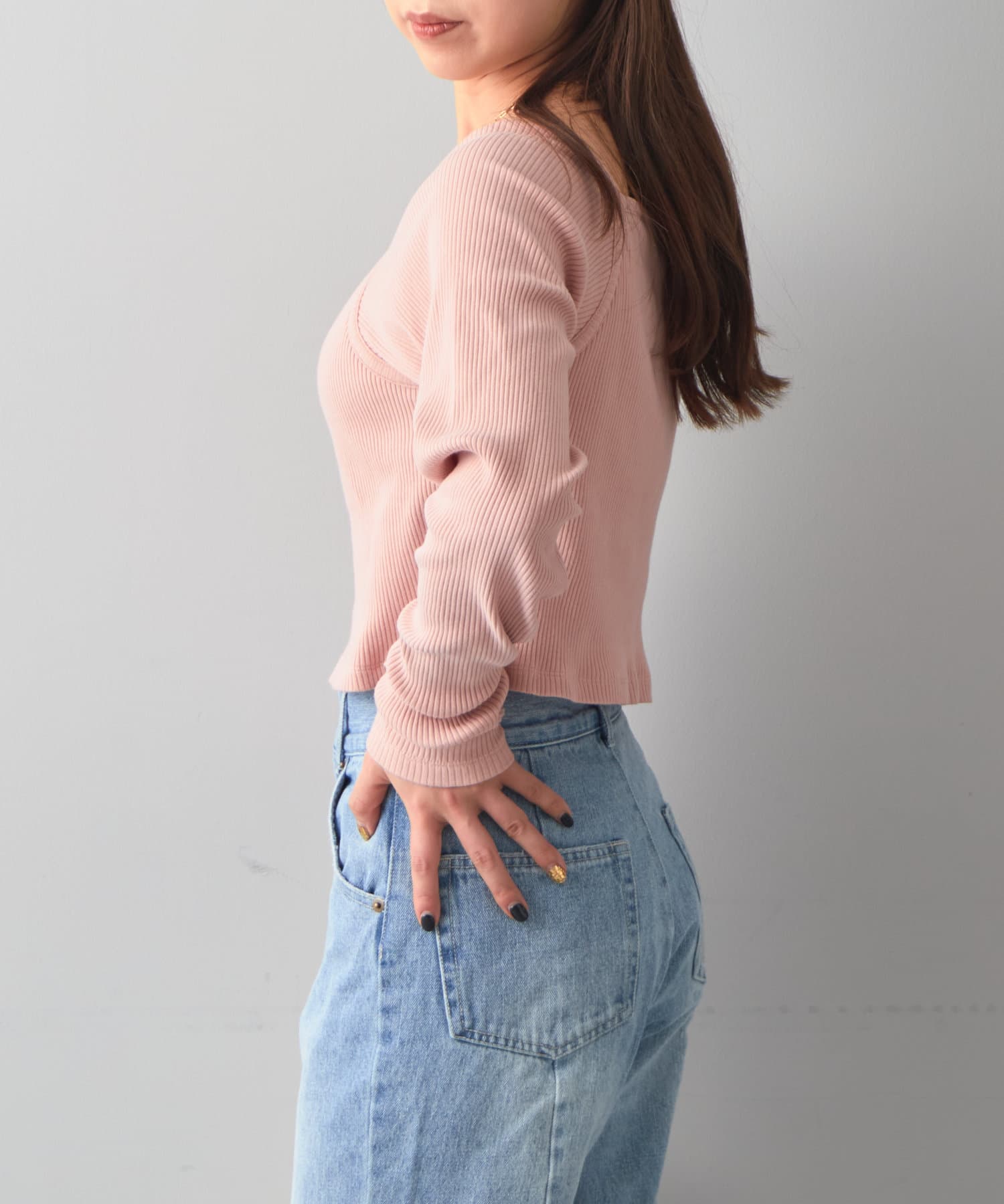 セール 60%OFF】【Chico】パット付胸刺繍スクエアトップス