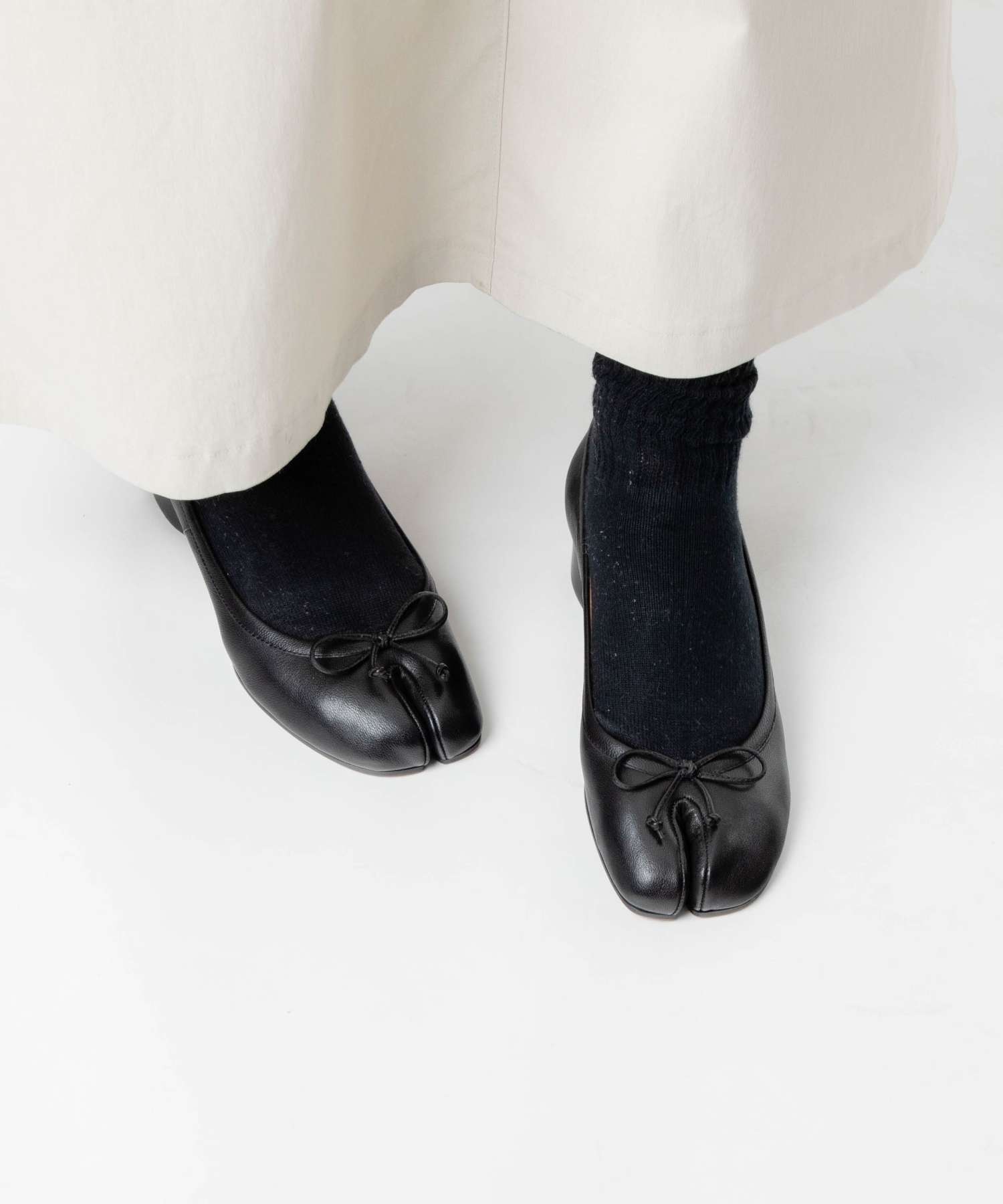 マルジェラ 足袋 バレエ パンプス 黒　35 Maison Margiela/メゾン マルジェラ_Women通販 | 「タビ」バレエ