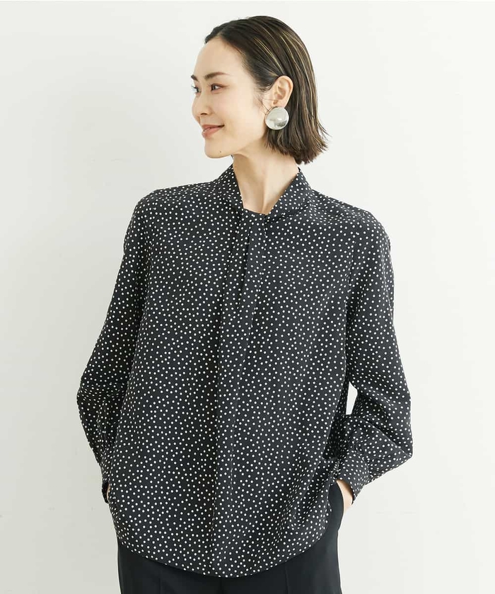 セール 50%OFF】[お仕事におすすめ]ハイネックランダムドット