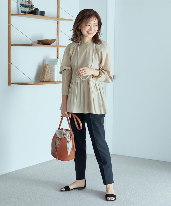 セール 70%OFF】イネド INED 《三尋木奈保コラボ》ラクチン