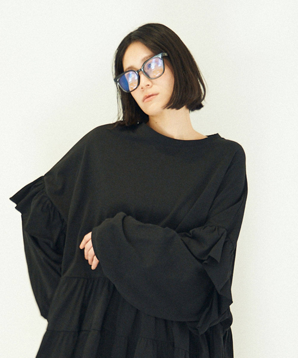 marjour FRILL OVER TEE ブラック×ホワイト マージュール marjour FRILL OVER TEE(505240252) | マー