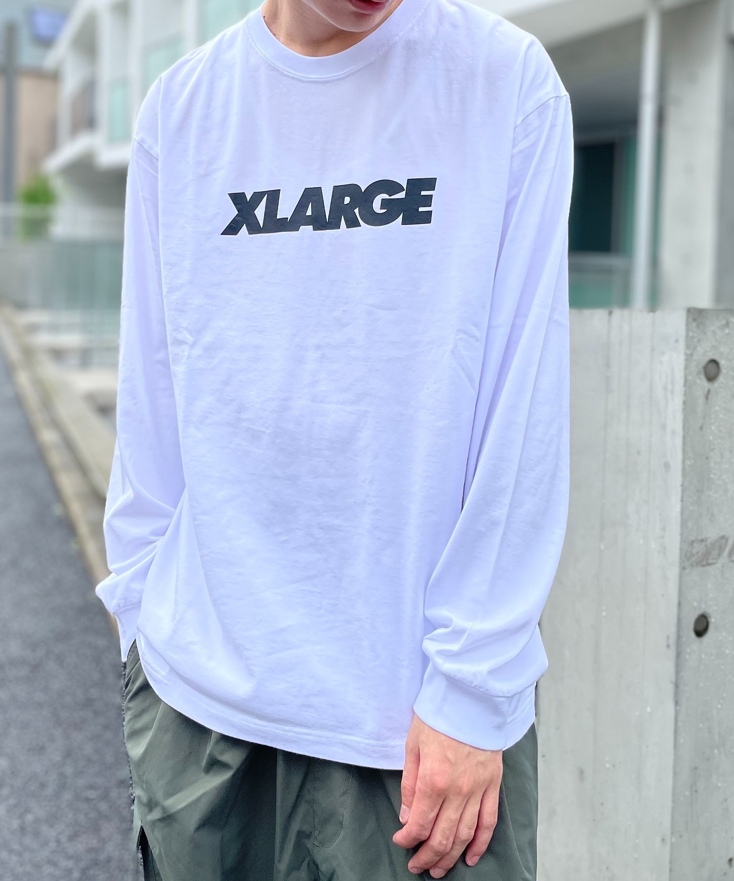 セール】【XLARGE / エクストララージ】フロントロゴTEE エックス