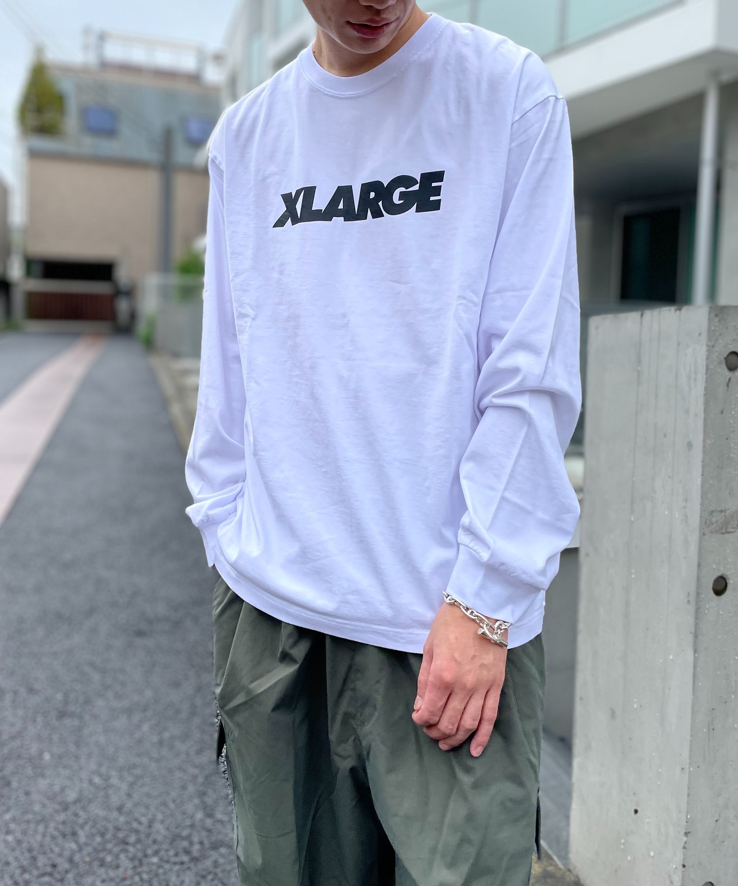 セール】【XLARGE / エクストララージ】フロントロゴTEE エックス