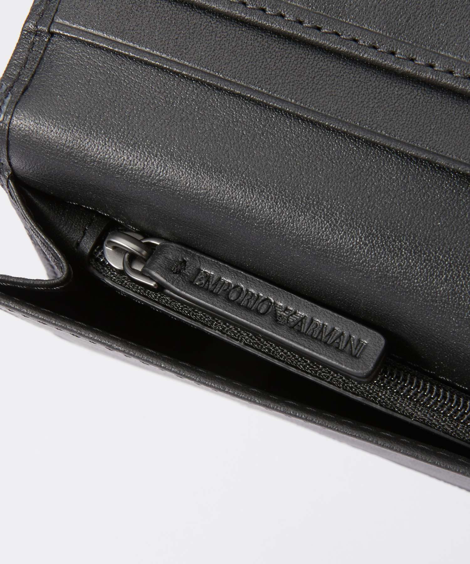 クーポン】【セール 39%OFF】エンポリオアルマーニ 長財布