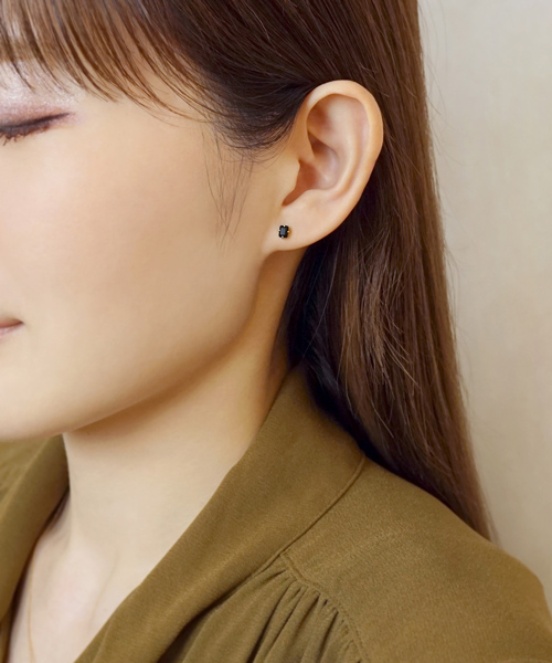 【送料込】 テイクアップ TAKE－UP ［セカンドピアス］ K18オニキスピアス アクセサリー