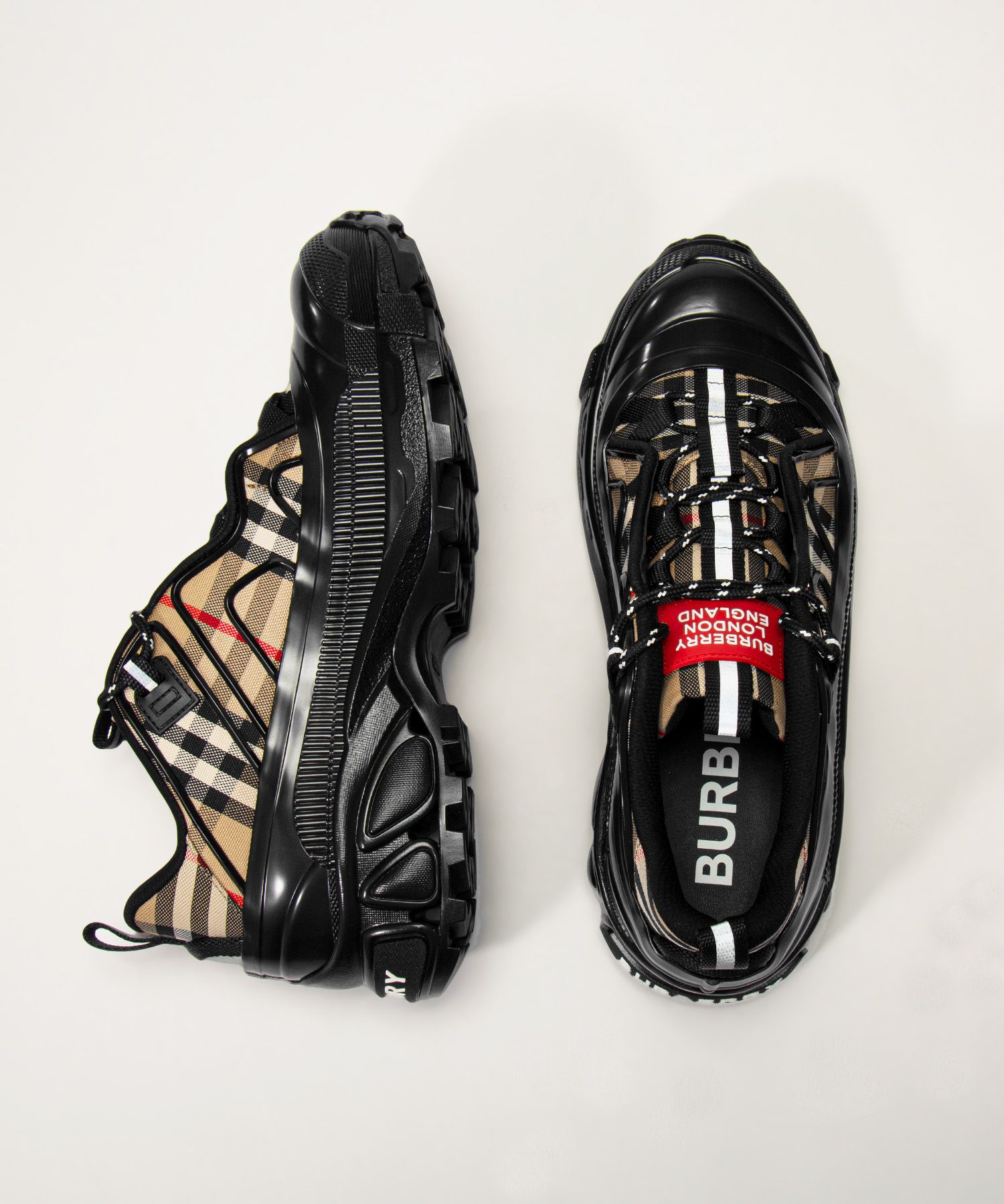 バーバリー BURBERRY 8056921 スニーカー メンズ シューズ バーバリー BURBERRY 8056921 スニーカー メンズ シューズ