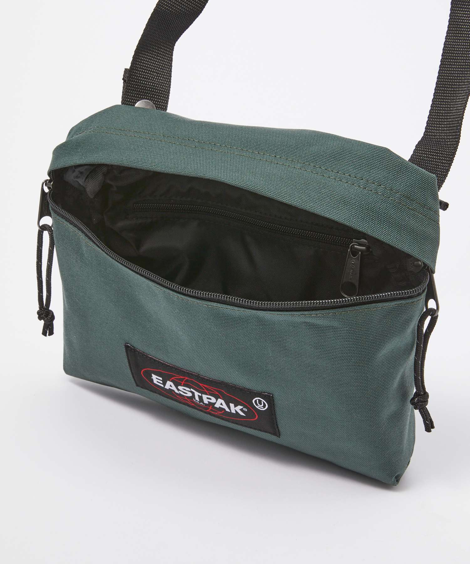 アンダーカバー UNDERCOVER EK0A5BCUW981 ショルダーバッグ アンダーカバー UNDERCOVER EK0A5BCUW981 ショルダーバッグ