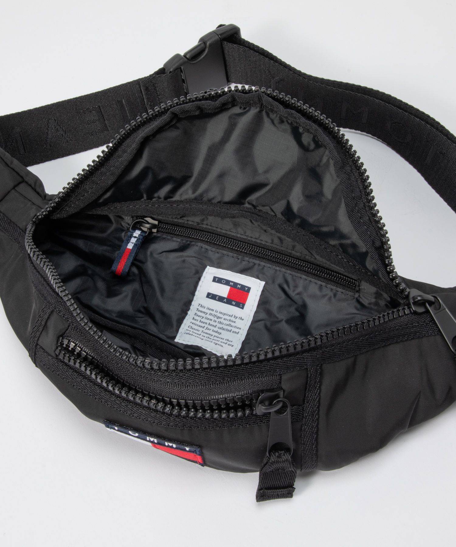 セール 13%OFF】トミーヒルフィガー TOMMY HILFIGER AM0AM07079