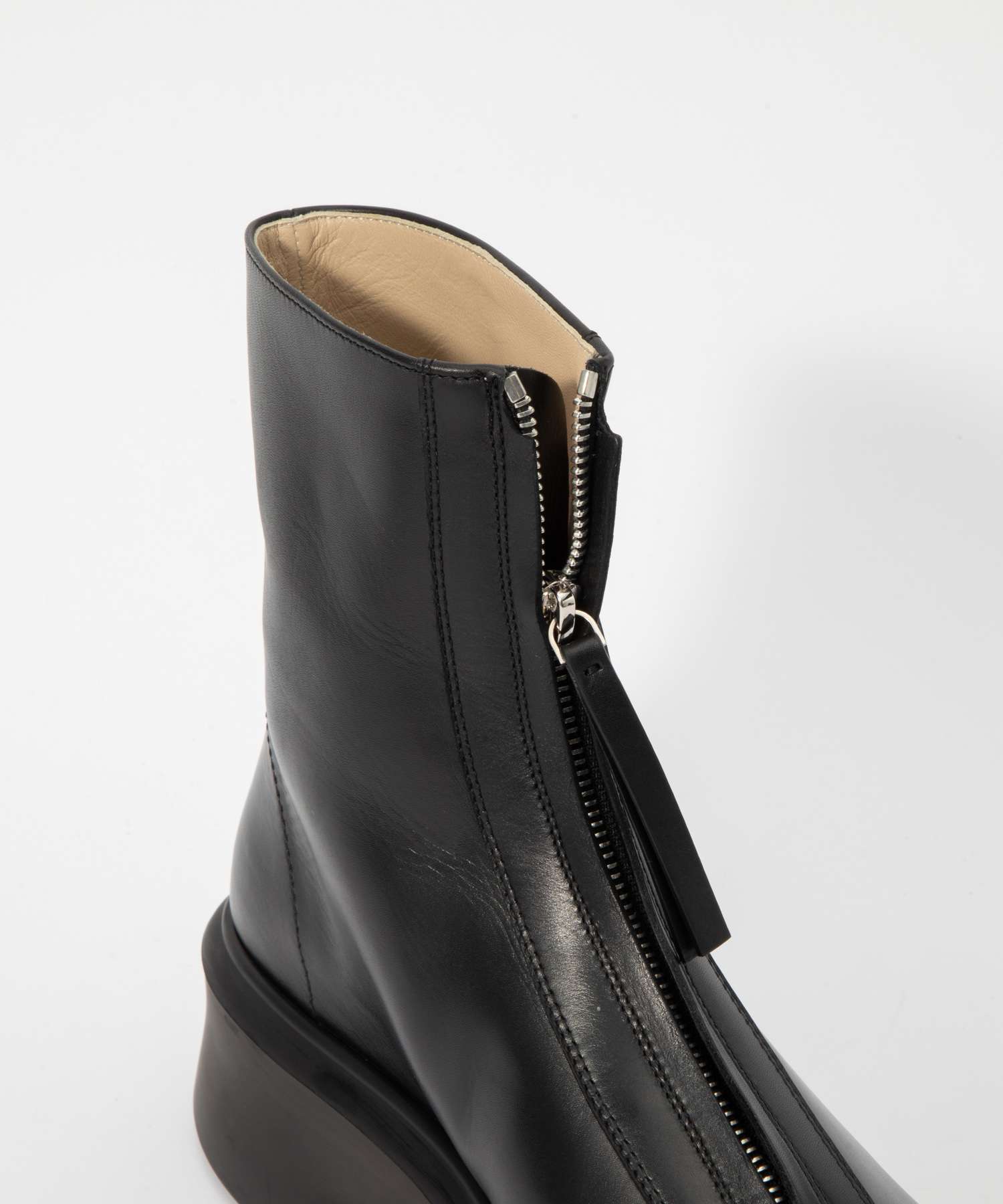 ザロウ The Row F1144 L64 ブーツ Zipped Boot 1 in Leather