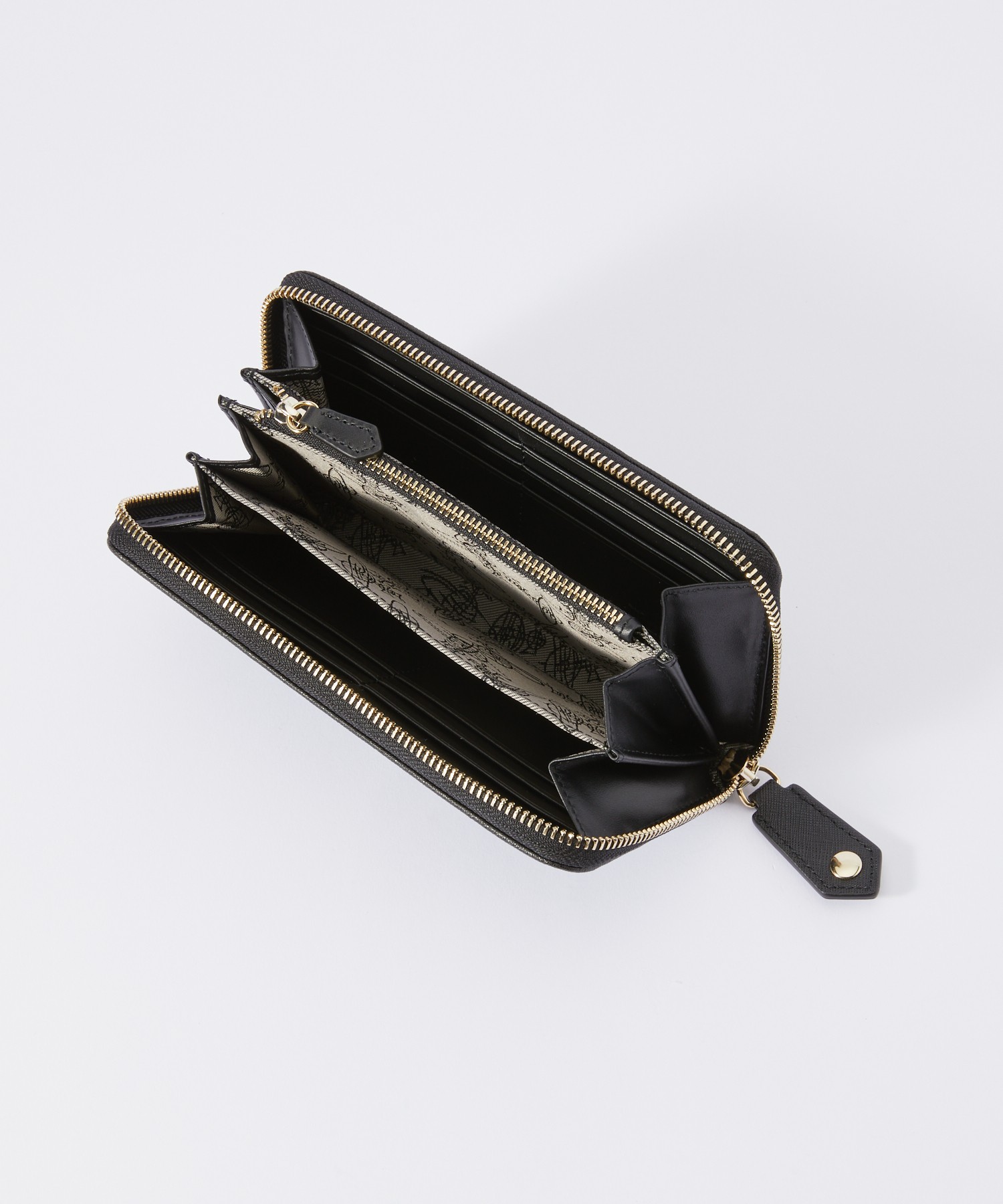 ヴィヴィアン ウエストウッド Vivienne Westwood 長財布