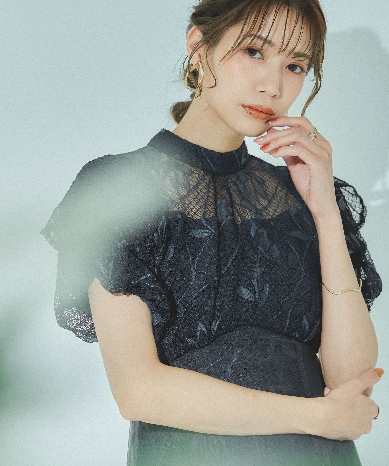 niana（ニアナ）の「レイヤード花柄レースロングパーティー