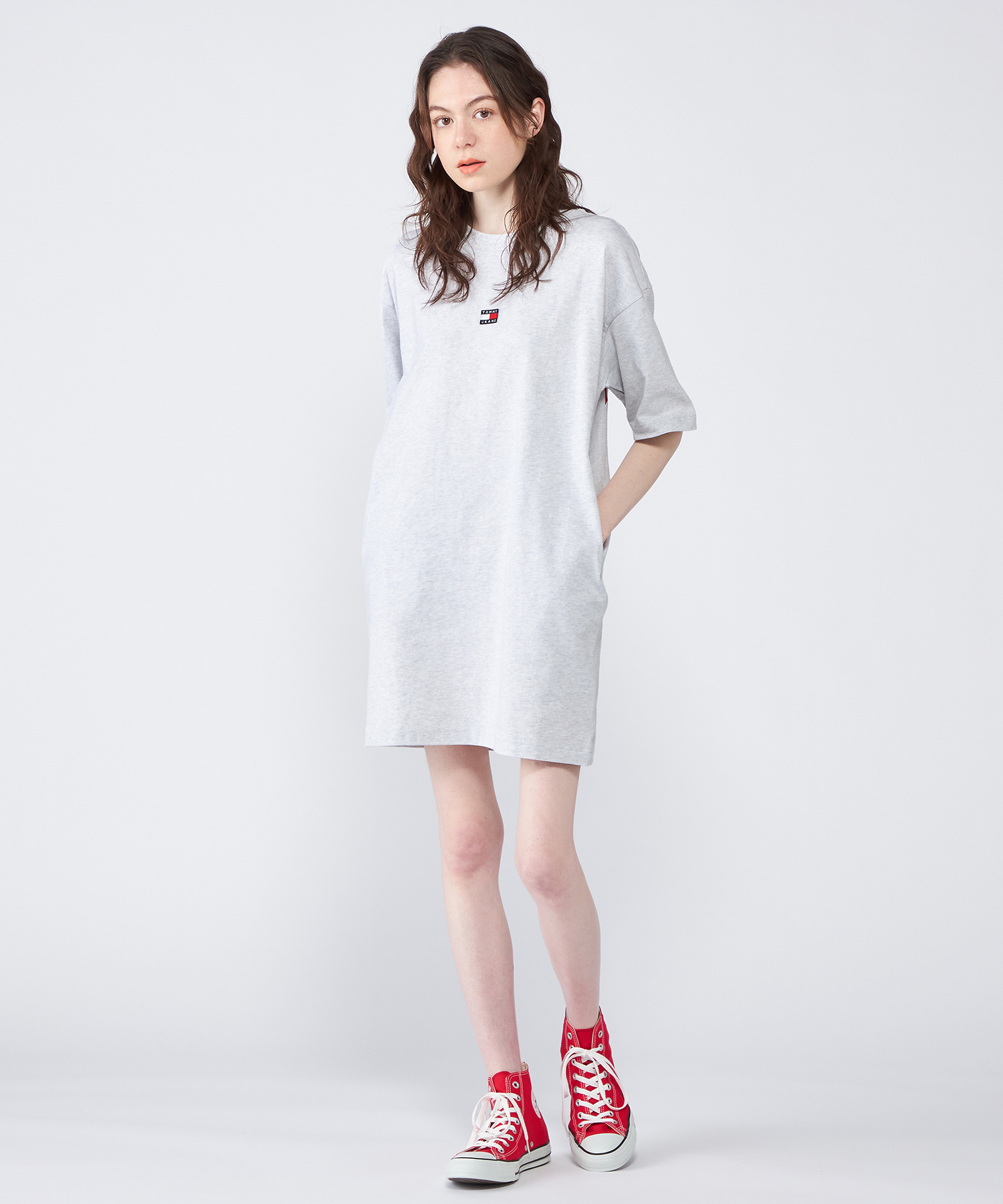 トミー ジーンズ  JEANS Tシャツ ワンピース XS ピンク トミージーンズ TOMMY JEANS バッジ T シャツワンピース