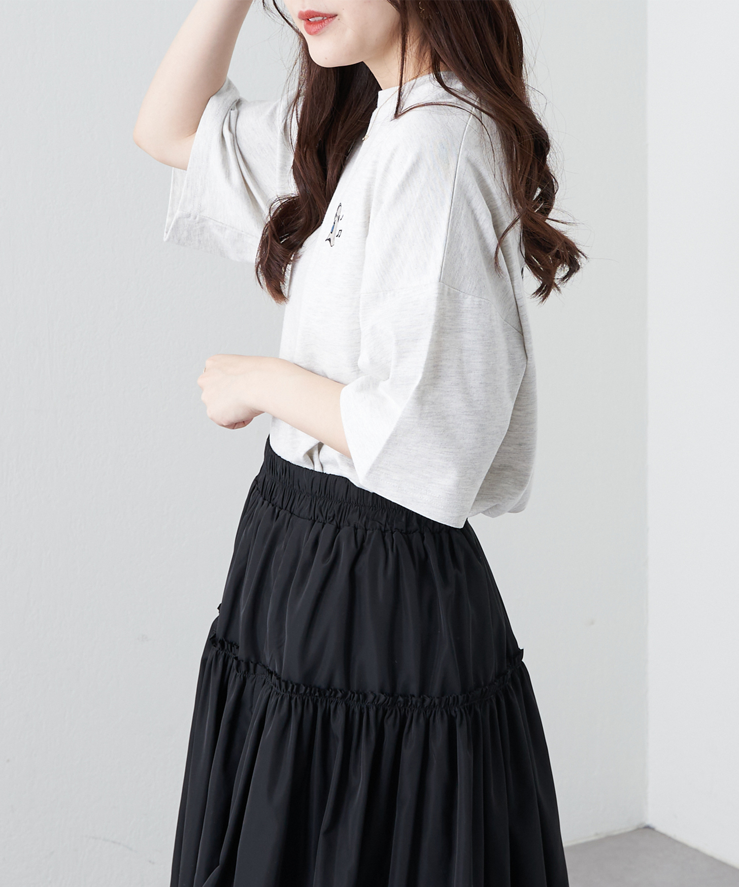 クーポン】【セール 40%OFF】オバケ刺繍Tシャツ(505260925