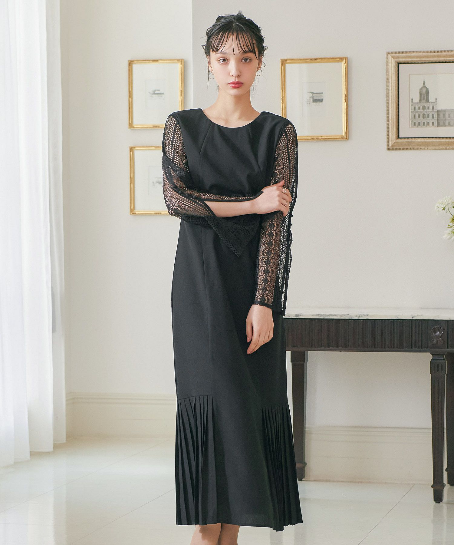ニアナ niana レーススリットスリーブ裾プリーツ切替パーティー
