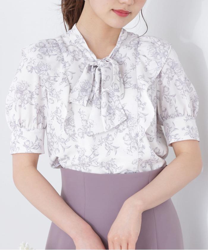 セール 10%OFF】モノトーンブーケフラワーブラウス(505281388