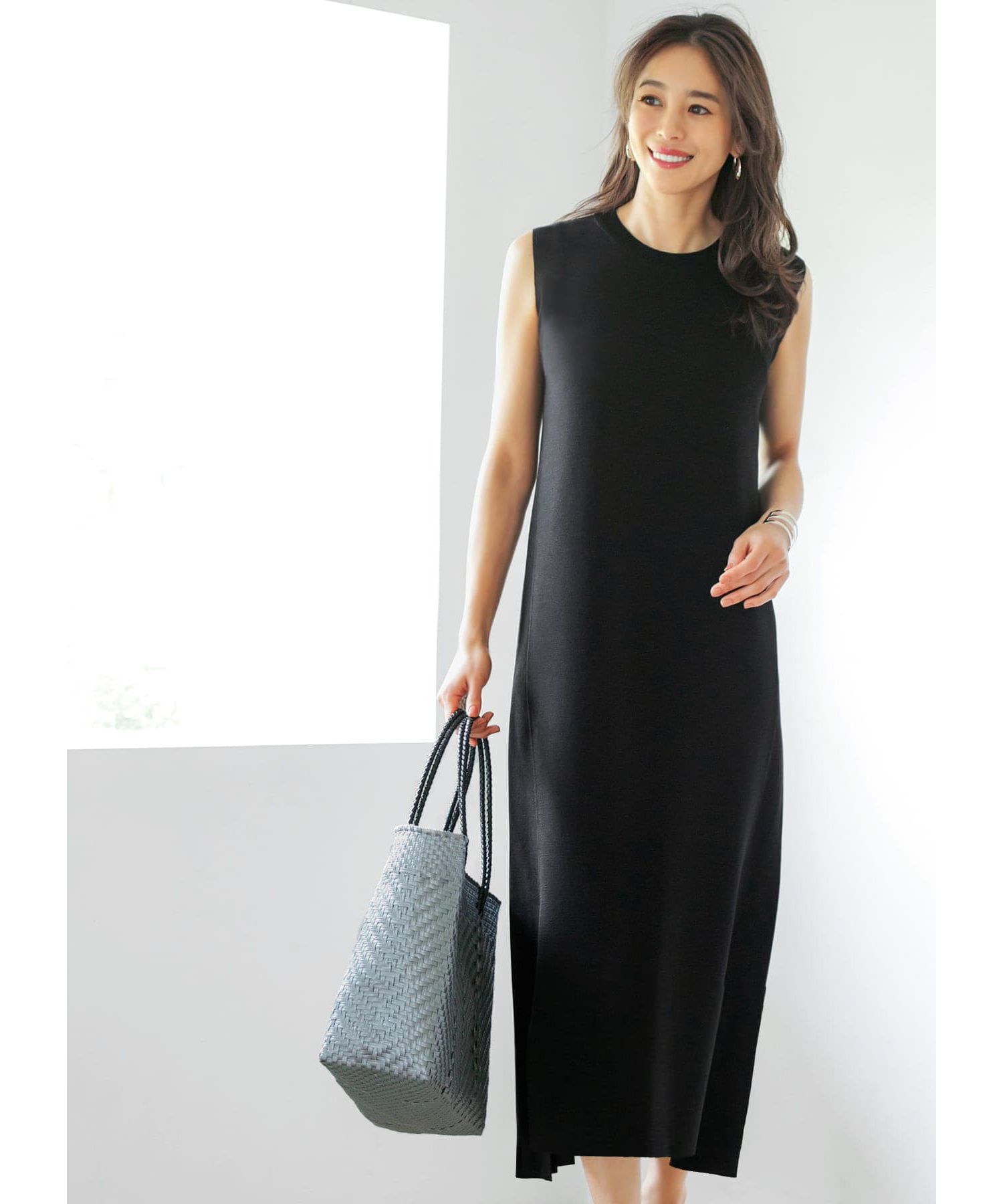 新品未使用　スタイルデリ　前後差Aラインロングワンピース スタイルデリ STYLE DELI 【Made in JAPAN】前後差Aラインロング