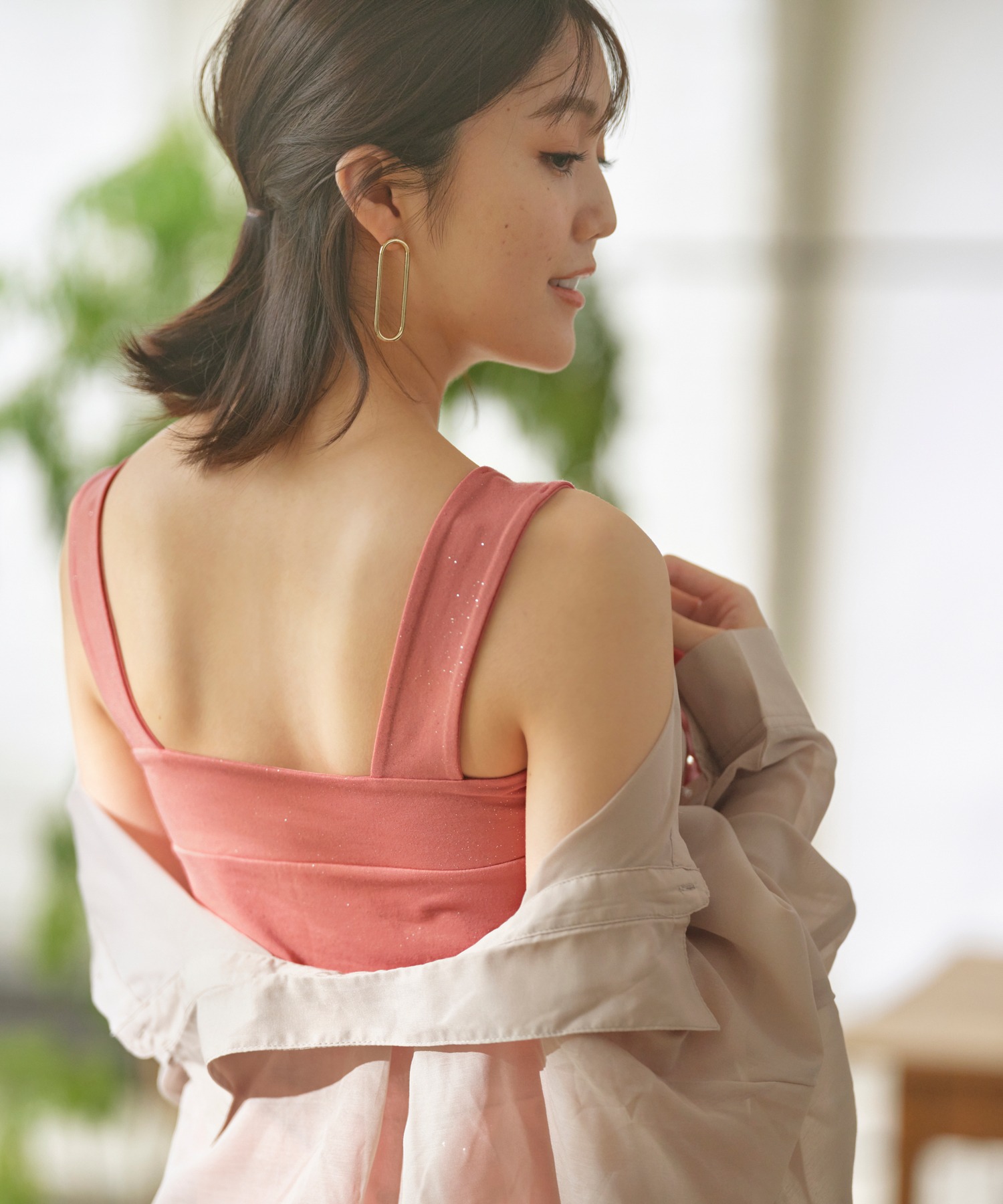 セール】ユナウ YU'NOW 【抗菌防臭】ブラ紐隠しのラメプリント