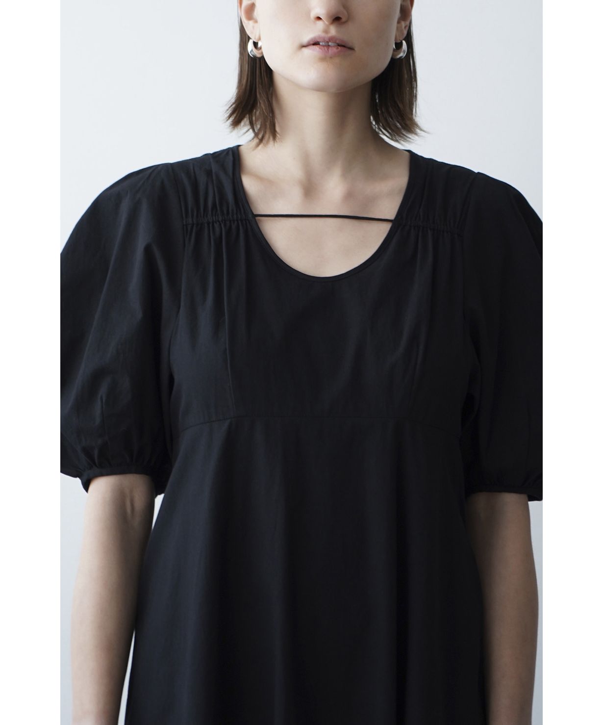 セール】STRAIGHT LINE VOLUME PUFF ONE PIECE(505277873 セール】STRAIGHT LINE VOLUME PUFF ONE PIECE(505277873