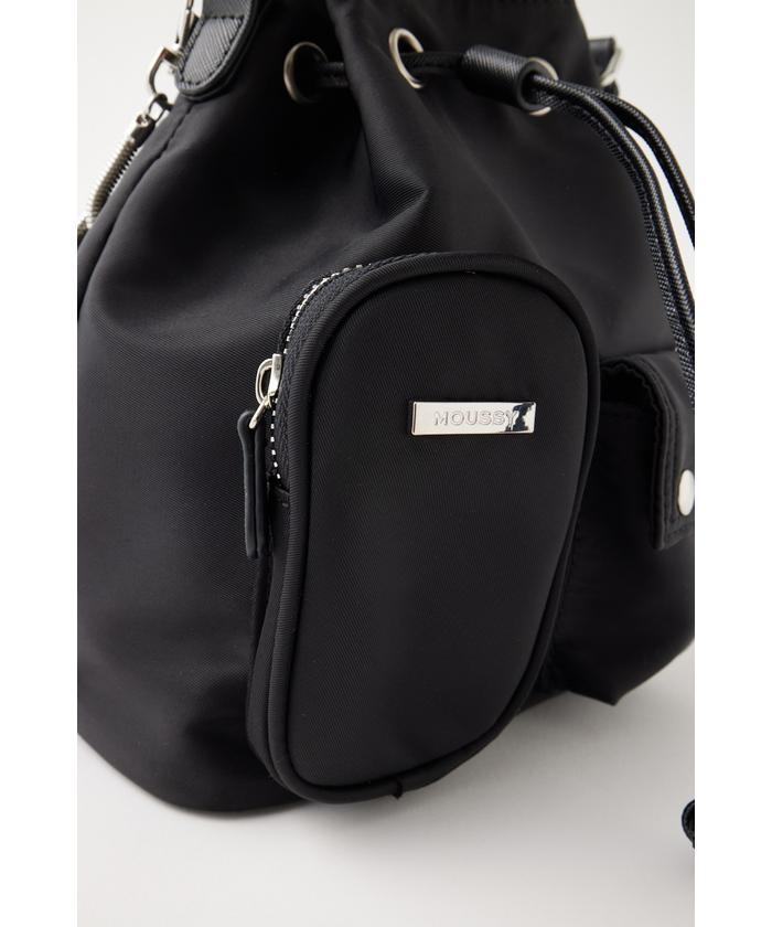 MOUSSY グレー　バッグ　Logo Strap Bucket バッグ MOUSSY（マウジー）の「LOGO STRAP BUCKET バッグ（ショルダー