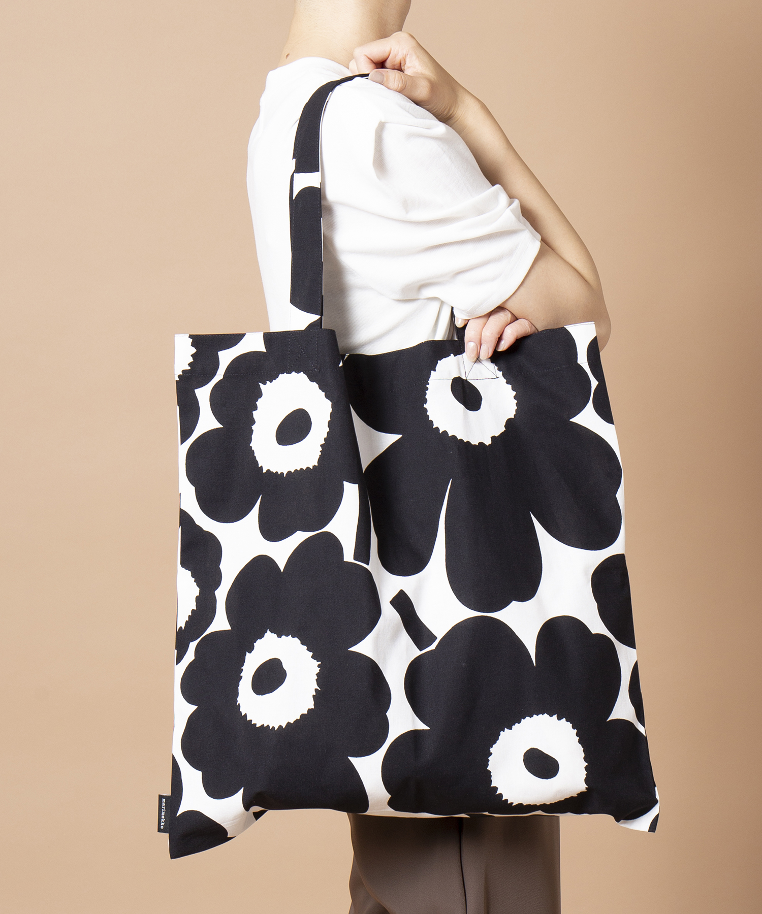 定価¥20000位セール中marimekko＊トートバッグ