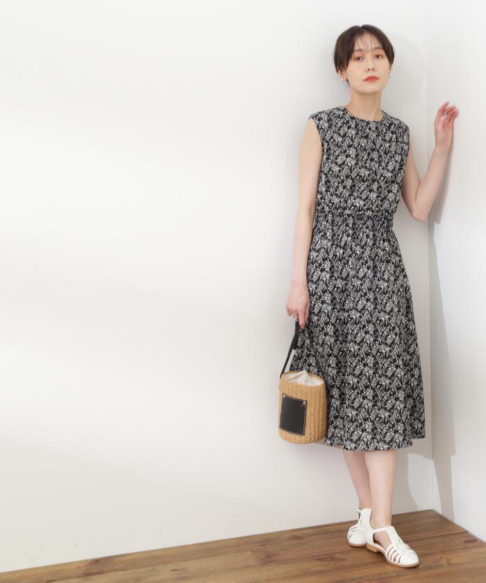 セール 30%OFF】小花柄ウエストシャーリングノースリーブ