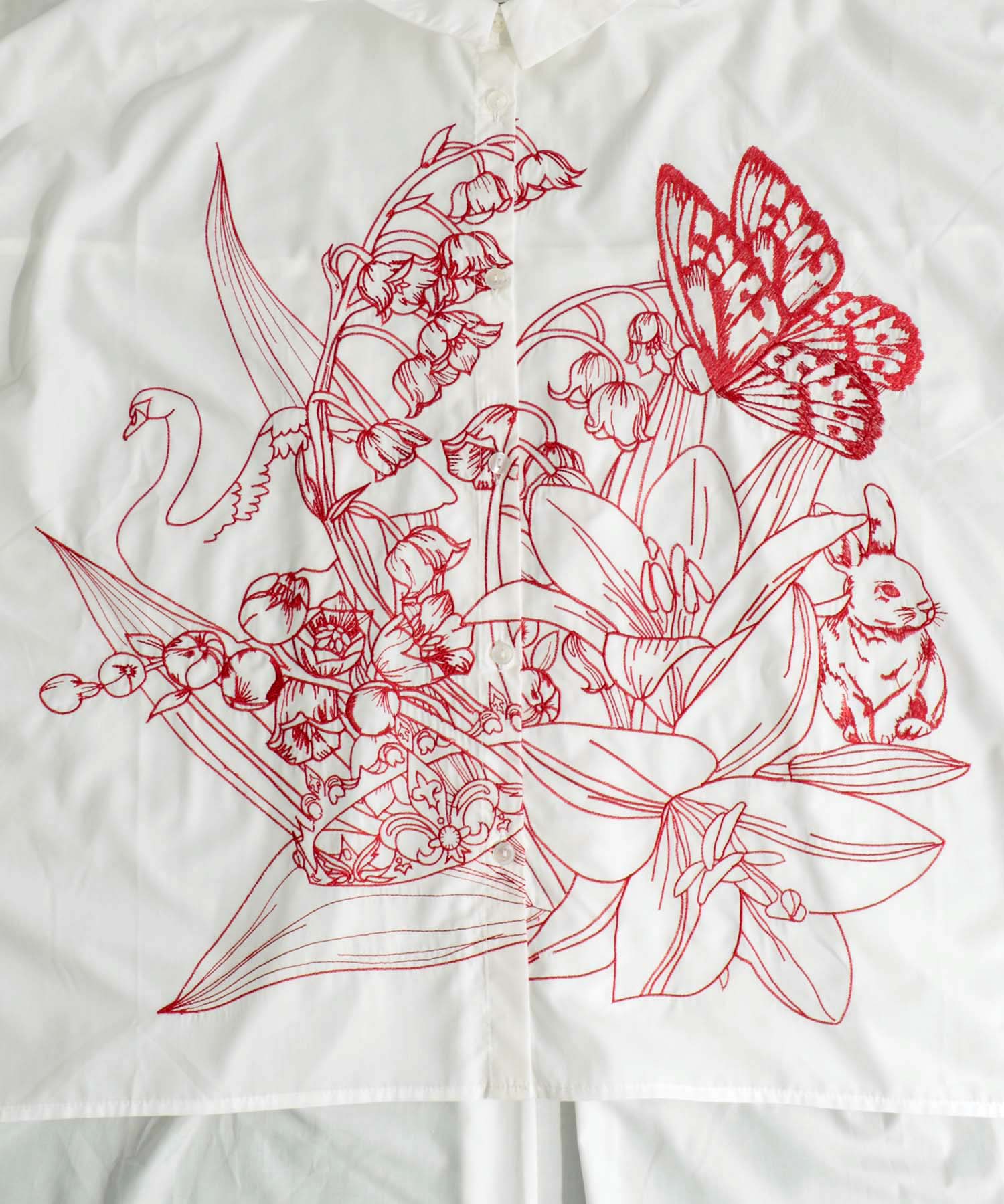 セール 30%OFF】すずらんとユリの花蝶刺繍 アニマルドルマンシャツ