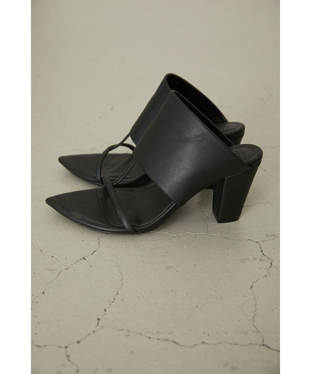 T-strap mule　リムアーク リムアーク /T-strap mule