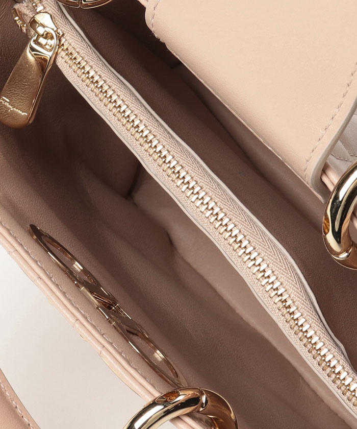 Salvatore Ferragamo サルヴァトーレフェラガモ ハンドバッグ FERRAGAMO】サルバトーレフェラガモ AMARETTI ハンドバッグ 21